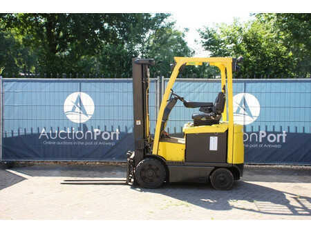 Chariots électriques à 4 roues 2012  Hyster E2.5XN SWB (2)