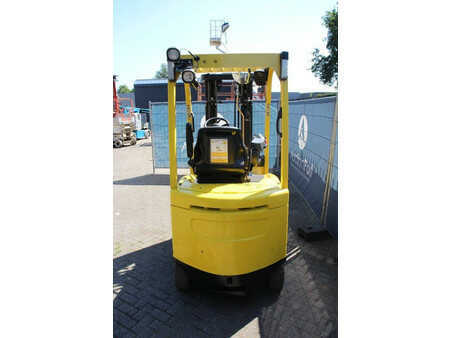 Chariots électriques à 4 roues 2012  Hyster E2.5XN SWB (4)
