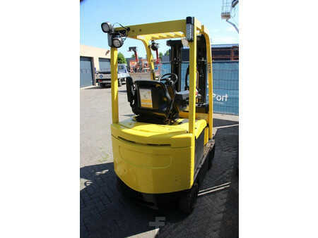 Chariots électriques à 4 roues 2012  Hyster E2.5XN SWB (5)
