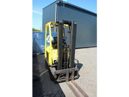 Chariots électriques à 4 roues 2012  Hyster E2.5XN SWB (6)