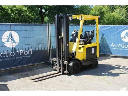 Chariots électriques à 4 roues 2012  Hyster E2.5XN SWB (8)