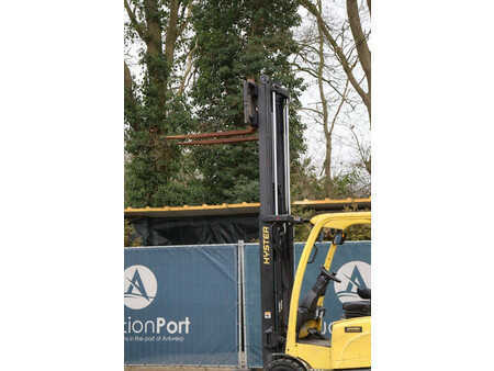 Carrelli elettrici 4 ruote 2018  Hyster J3.0XN (34)