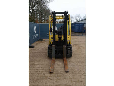 Carrelli elettrici 4 ruote 2018  Hyster J3.0XN (8)