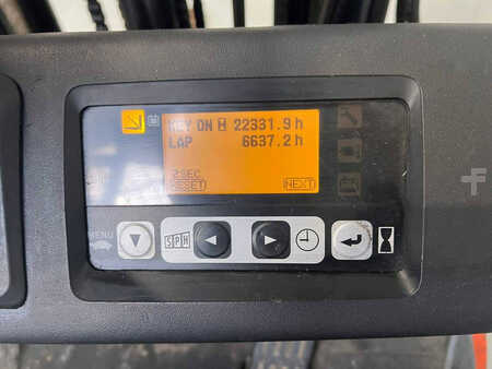 Elektro 4 Rad 2015  Toyota 8FBET15 (4)
