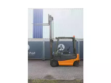 Elektrisk- 4 hjul 2002  Still R 60-30 (30)