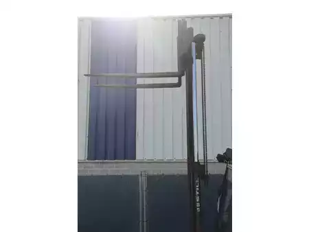 Elektrisk- 4 hjul 2002  Still R 60-30 (32)