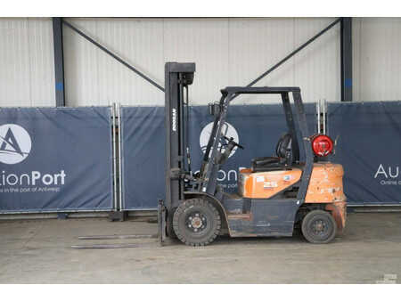 Carrelli elevatori GPL 2009  Doosan G25G-5 (1)