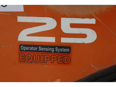 Carrelli elevatori GPL 2009  Doosan G25G-5 (14)