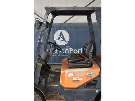 Carrelli elevatori GPL 2009  Doosan G25G-5 (23)
