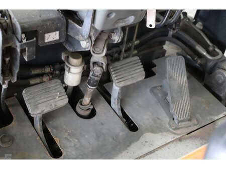 Carrelli elevatori GPL 2009  Doosan G25G-5 (25)