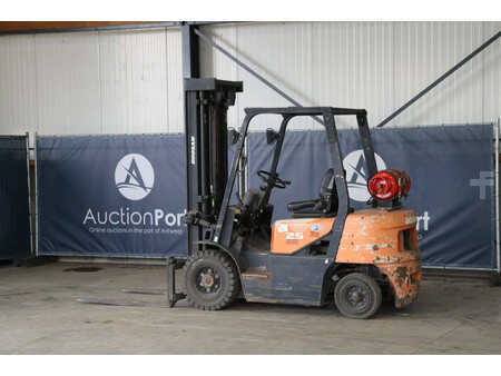 Carrelli elevatori GPL 2009  Doosan G25G-5 (3)