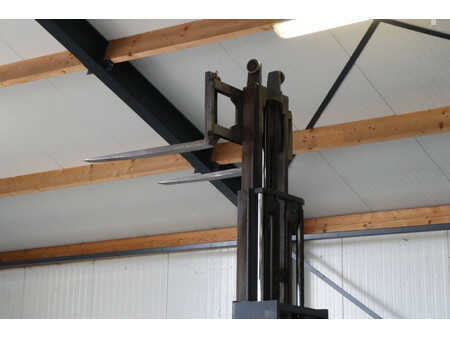 Carrelli elevatori GPL 2009  Doosan G25G-5 (40)