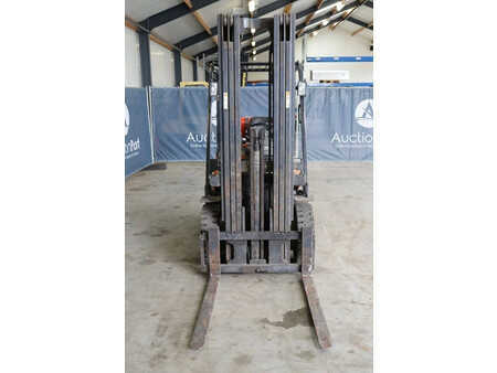 Carrelli elevatori GPL 2009  Doosan G25G-5 (8)