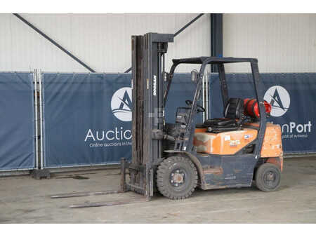 Carrelli elevatori GPL 2009  Doosan G25G-5 (9)