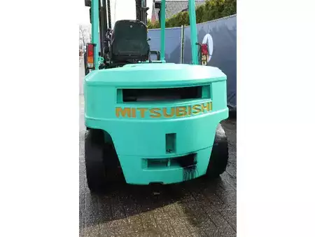 Dieselstapler - Mitsubishi FD35 (15)