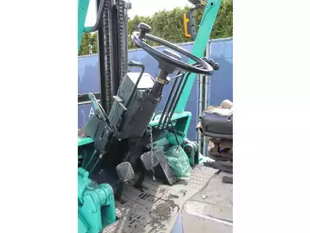 Dieselstapler - Mitsubishi FD35 (19)