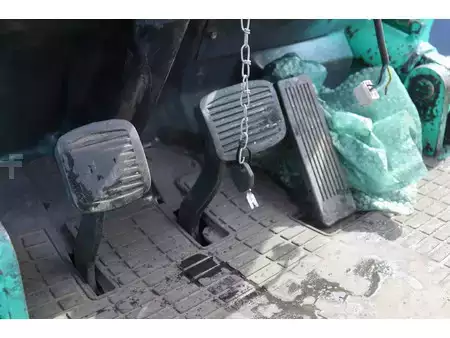 Dieselstapler - Mitsubishi FD35 (20)