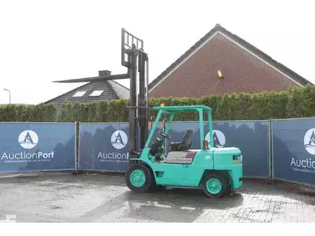 Dieselstapler - Mitsubishi FD35 (32)