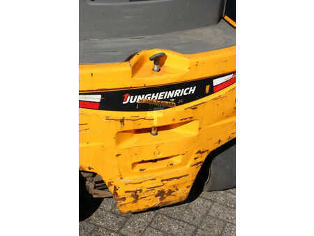 Elektro 4 Rad 2019  Jungheinrich EFG 320 (17)