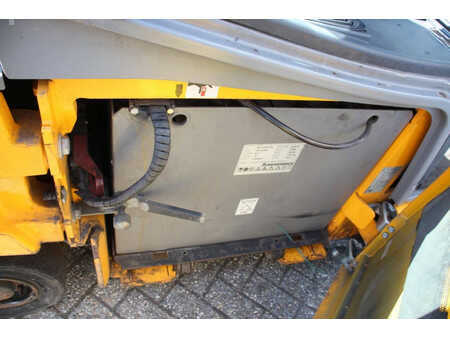 Elektro 4 Rad 2019  Jungheinrich EFG 320 (18)