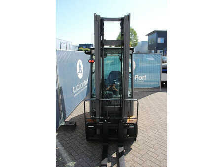 Elektro 4 Rad 2019  Jungheinrich EFG 320 (7)