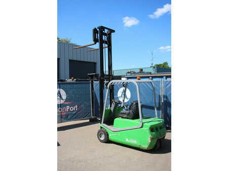 Carrelli elettrici 4 ruote - Cesab  (25)