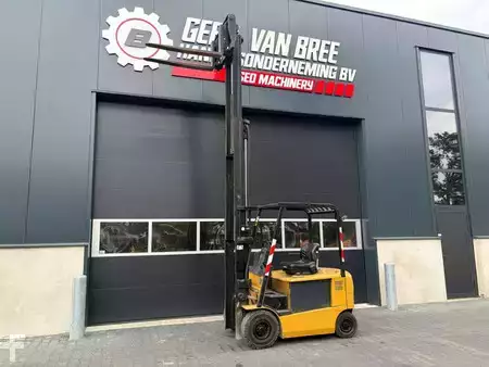 Elektro 4 Rad 1997  CAT Lift Trucks EP25K (13)