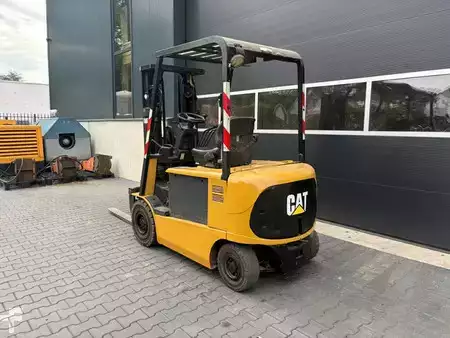 Elektro 4 Rad 1997  CAT Lift Trucks EP25K (3)