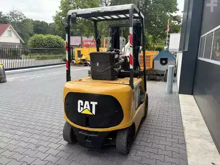Elektro 4 Rad 1997  CAT Lift Trucks EP25K (4)