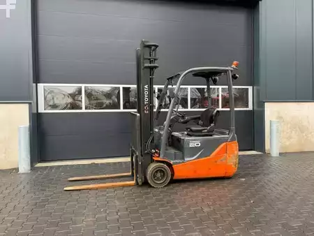 El truck - 4 hjulet 2016  Toyota 8FBE20T (1)