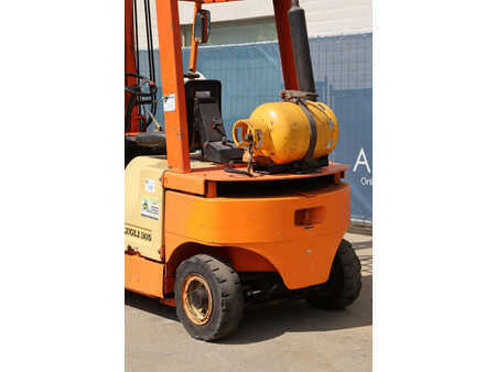 LPG heftrucks 1991  Lugli 305 G (16)