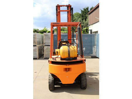 LPG heftrucks 1991  Lugli 305 G (5)