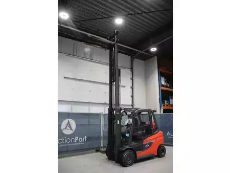 Carrelli elevatori GPL 2020  Linde H30T-01 (34)