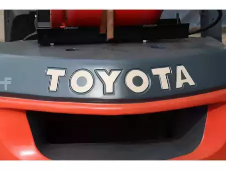 Gas truck 2003  Toyota 42-7FGF25 (18)