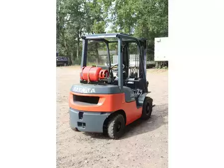 Gas truck 2003  Toyota 42-7FGF25 (6)