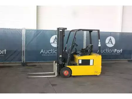 Elektro čtyřkolový VZV 2006  Yale ERP18ATF (1)