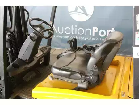 Elektro čtyřkolový VZV 2006  Yale ERP18ATF (18)