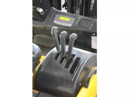 Elektro čtyřkolový VZV 2006  Yale ERP18ATF (21)