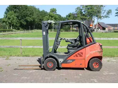 Nestekaasutrukki 2018  Linde H25T-02 (2)