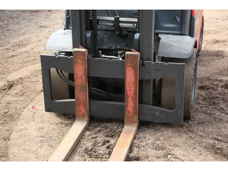 Diesel Forklifts 2020  Linde H30D-01 (10)