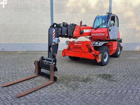 Manipulador fijo 2015  Manitou MRT 2150 (1)