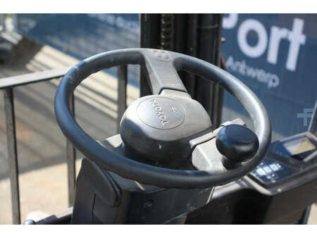 Eléctrico - 4 rodas 2011  Toyota 7FBEST15 (21)