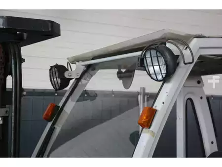 Carrelli elevatori GPL 2014  Nissan U1D2A25LQ (12)