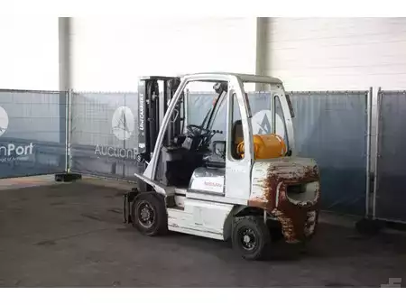 Carrelli elevatori GPL 2014  Nissan U1D2A25LQ (3)