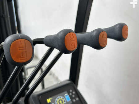 Elektro čtyřkolový VZV 2023  Noblelift FE4P16QC (17)