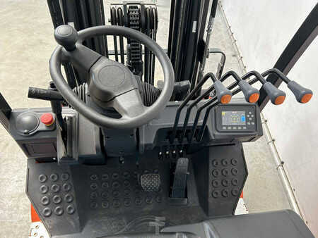 Elektro čtyřkolový VZV 2023  Noblelift FE4P16QC (19)