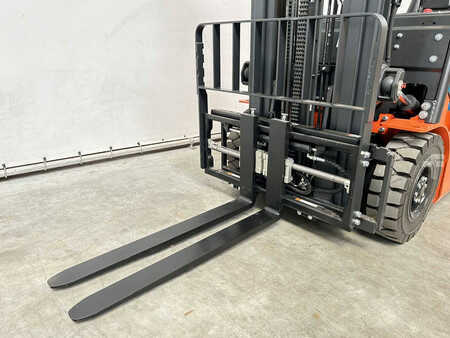 Elektro čtyřkolový VZV 2023  Noblelift FE4P16QC (24)