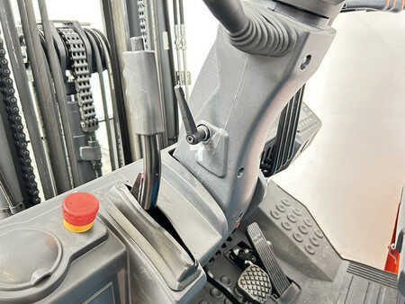 Elektro čtyřkolový VZV 2023  Noblelift FE4P16QC (27)