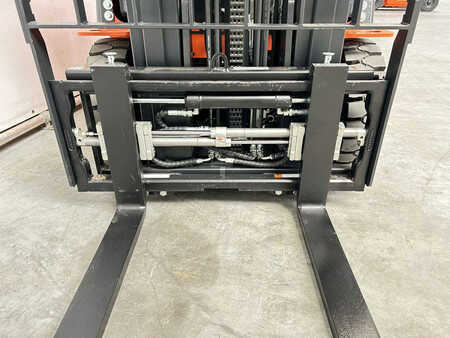 Elektro čtyřkolový VZV 2023  Noblelift FE4P16QC (29)