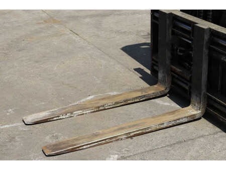 Carrelli elettrici 4 ruote 2007  Mitsubishi FB35K-PAC-80E (11)